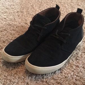 Old Navy brand ankle high shoes. Size 11